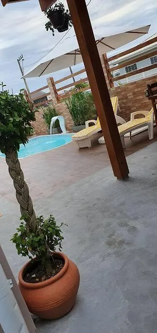 Dom wakacyjny Casa Na Praia Do Sonho Com Piscina E Jardim. Palhoça